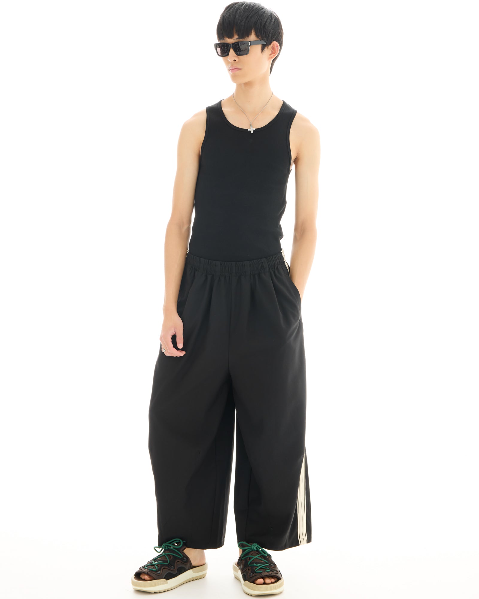 Lilafarbene Trainingshose „The Tales Harajuku“