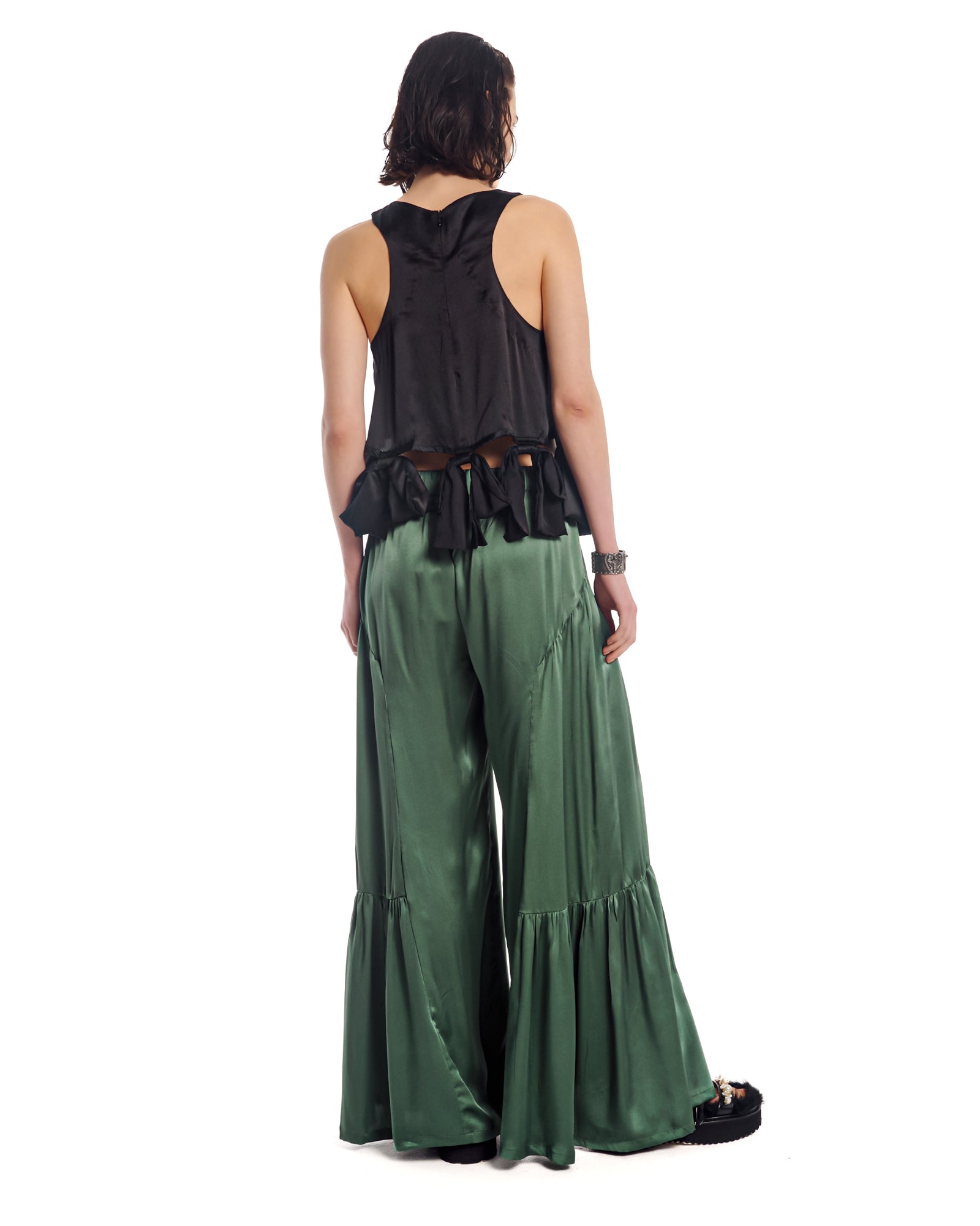 Schwarzes Satin-Top mit Schleife