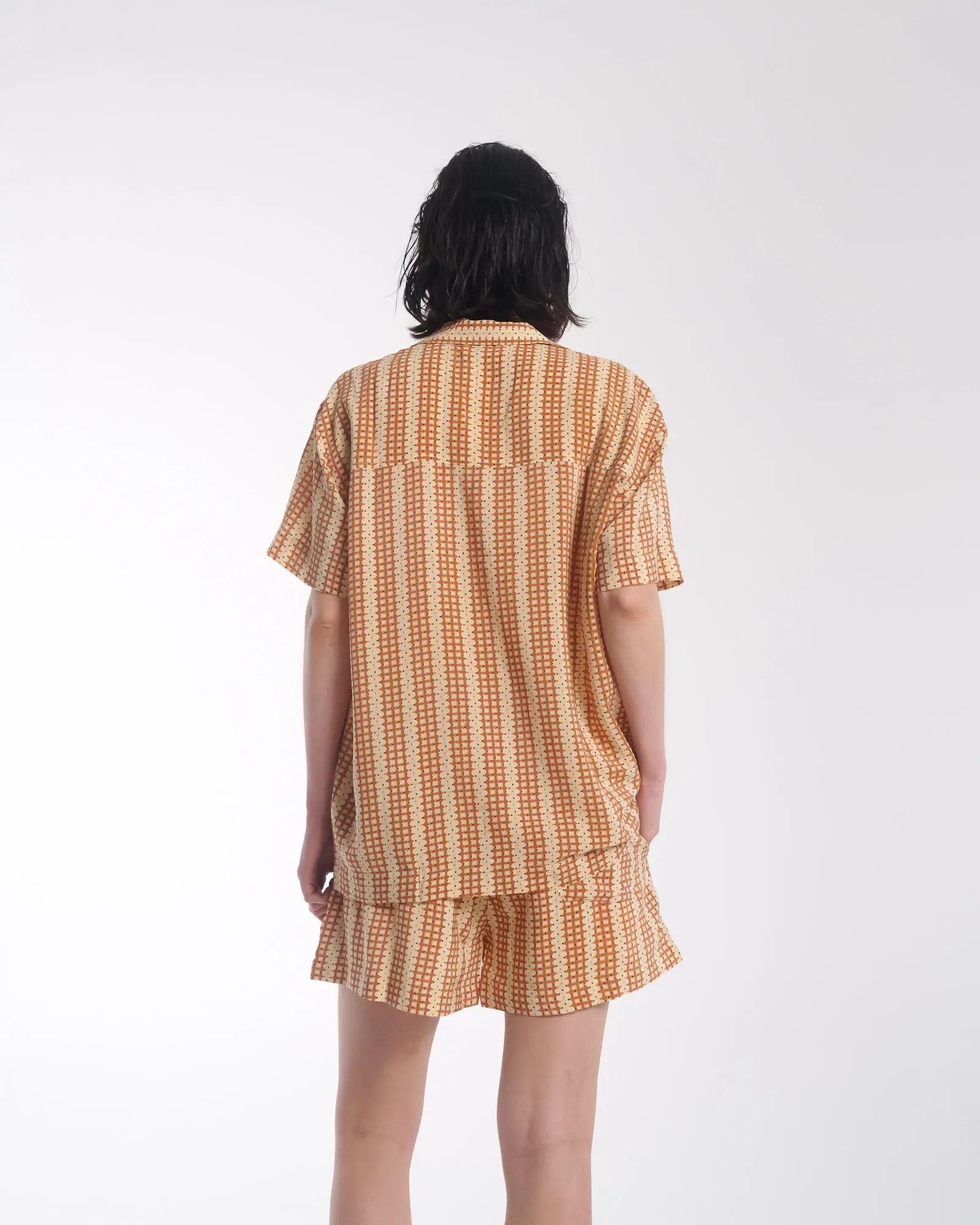 Retro Daisy Crepe Shorts by THE TALES - detail view