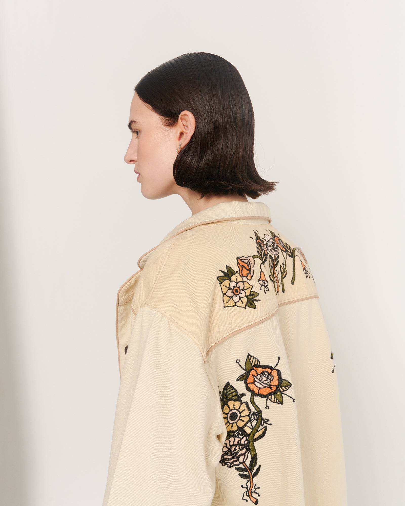 The Tales – Jeans-Overshirtjacke mit Blumenmuster