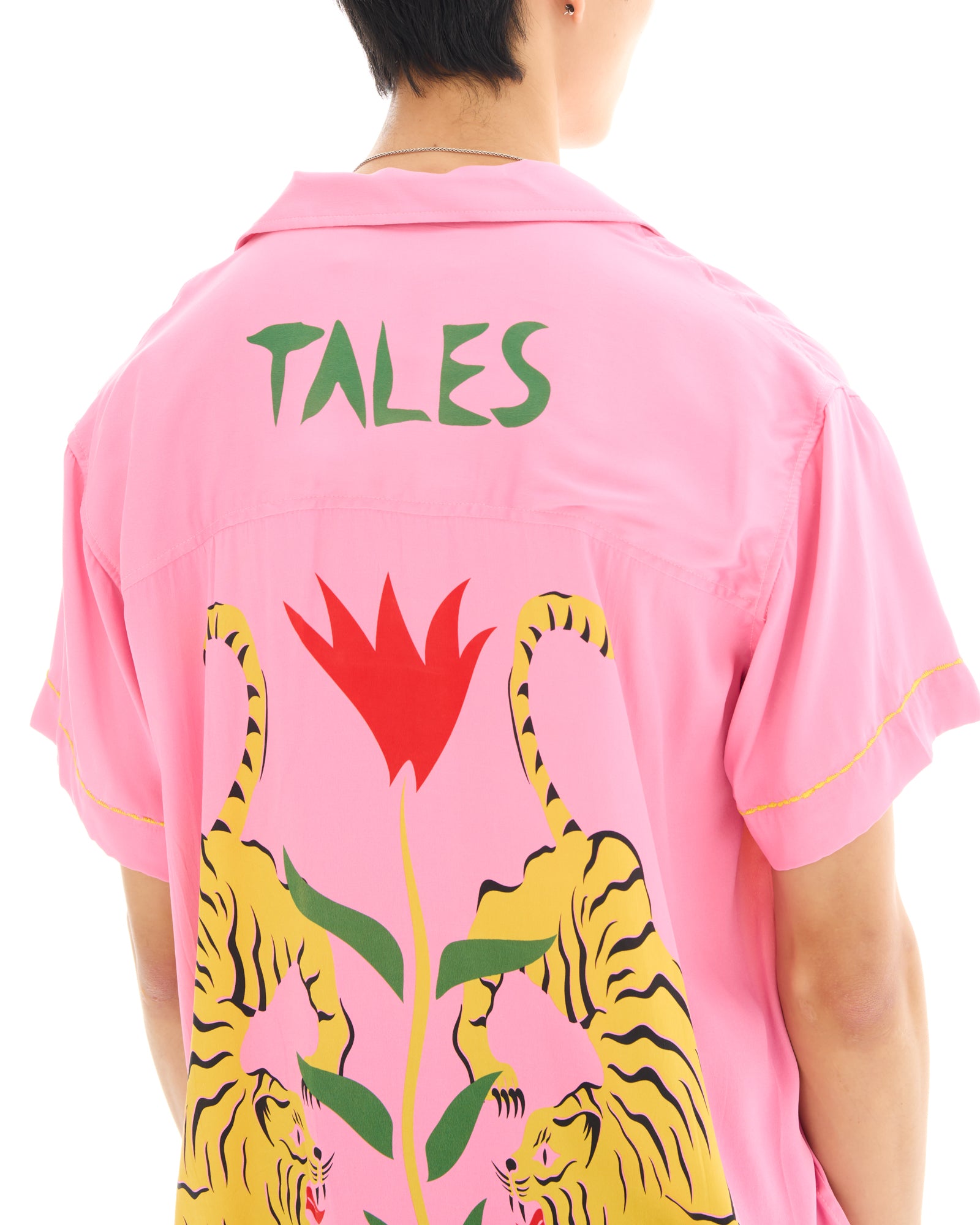 臥虎シルクシャツ