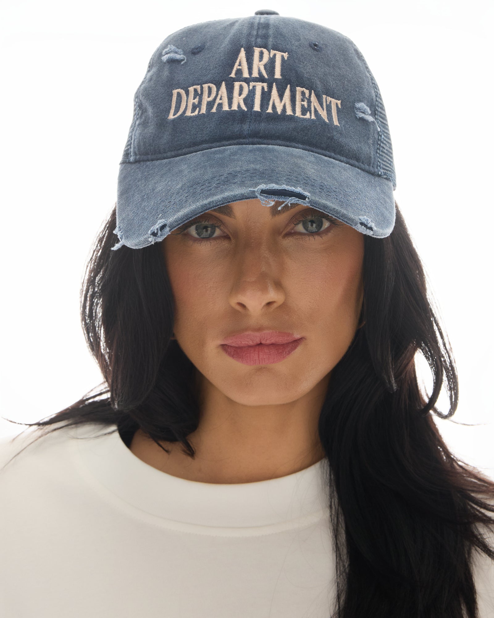 アート部門トラッカーキャップ