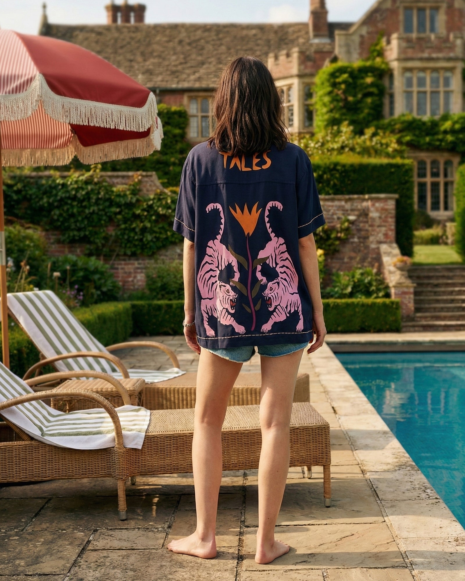 Hockender Tiger Shirt