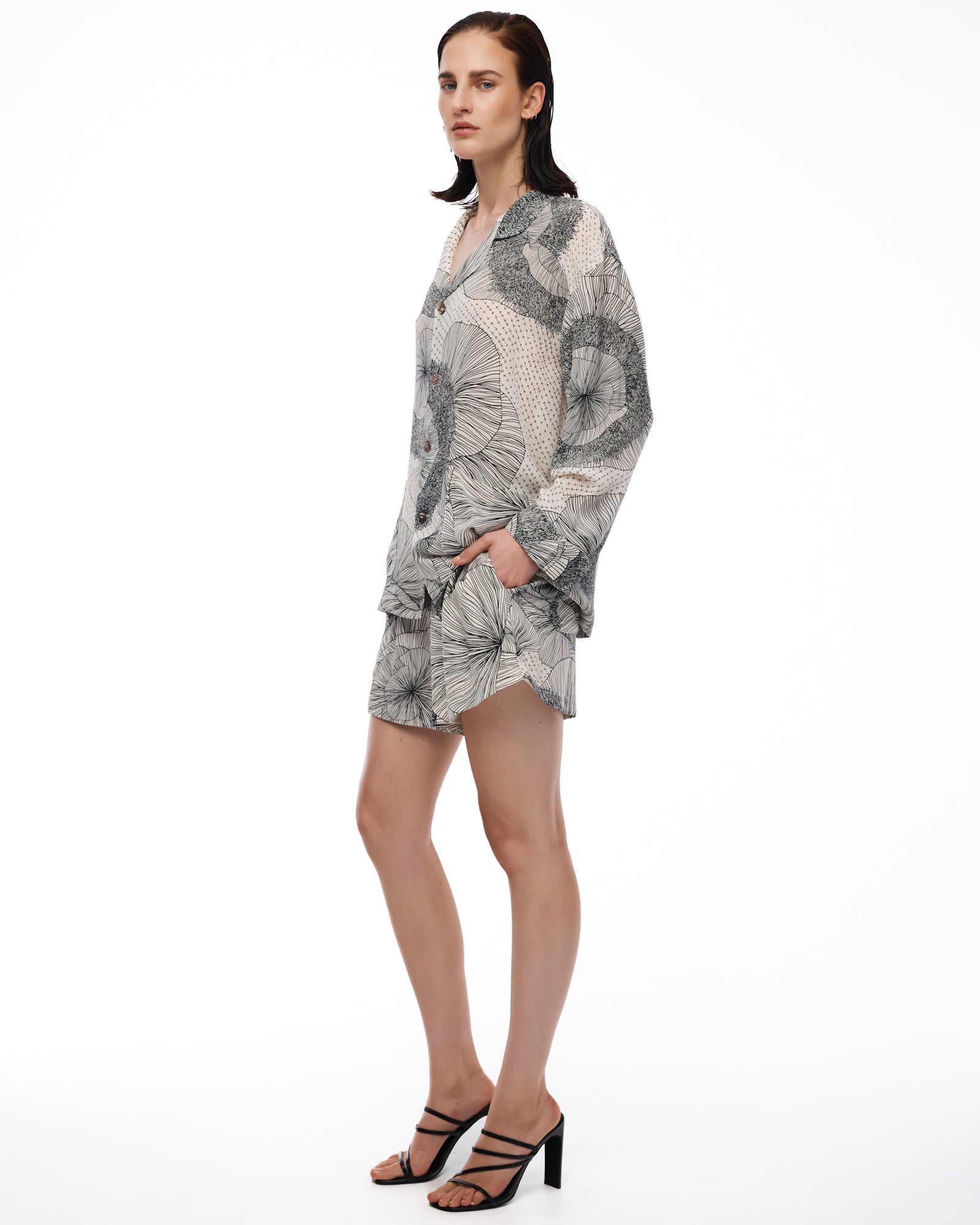The Illustrated Flower Silk Crepe Shorts THE TALES