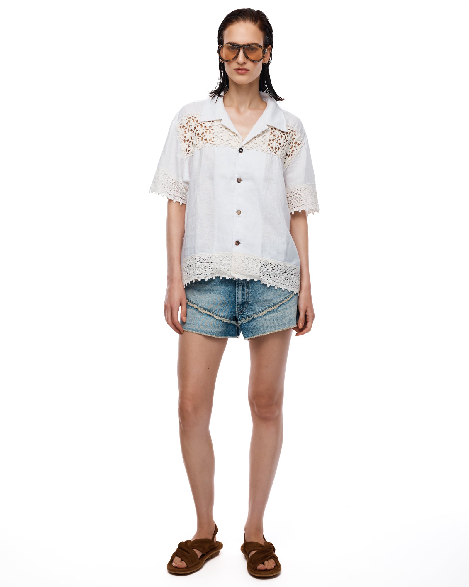 ディキシーサテンとシャンティリーレースのシャツ