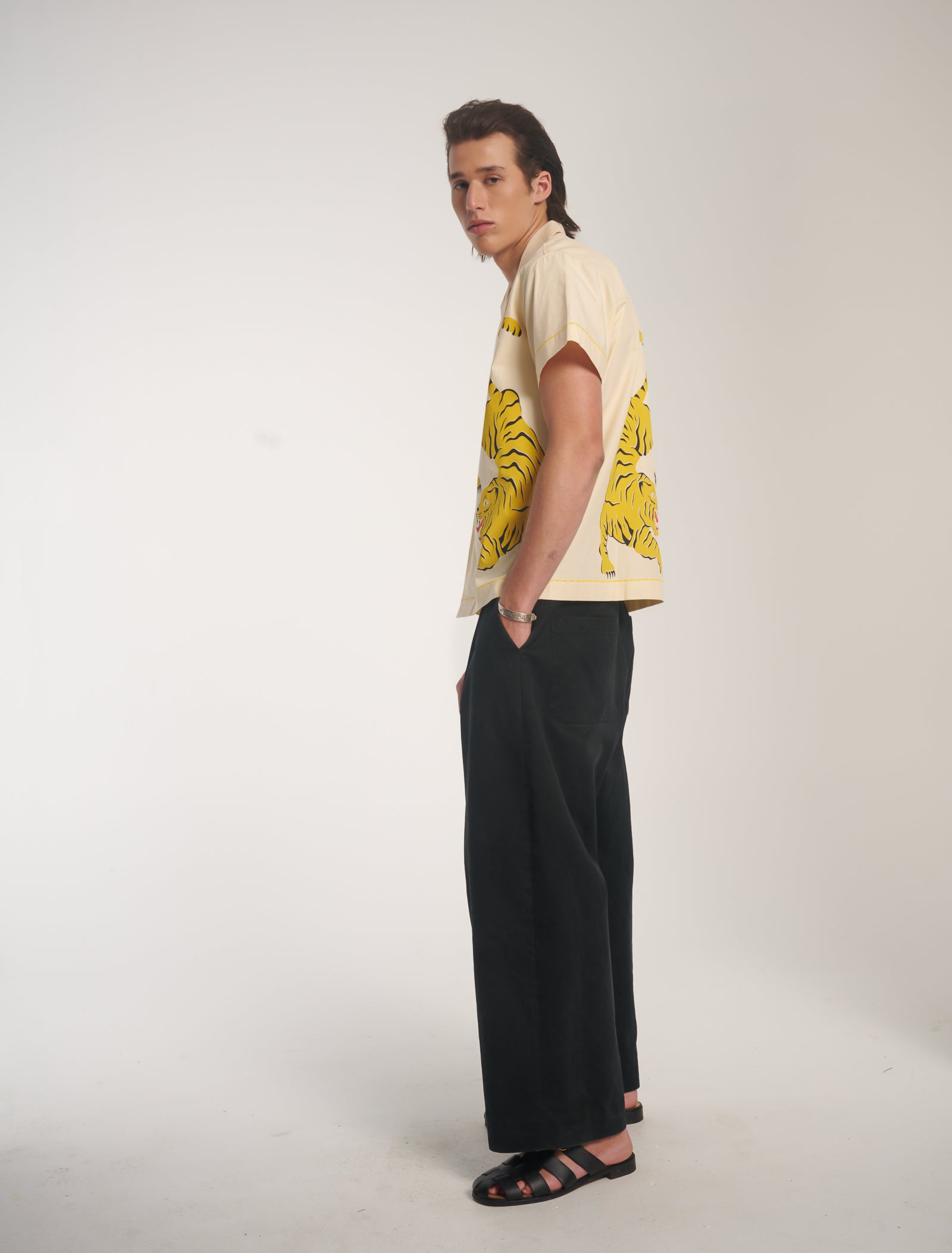 Crouching Tiger Baumwoll-Camp-Shirt