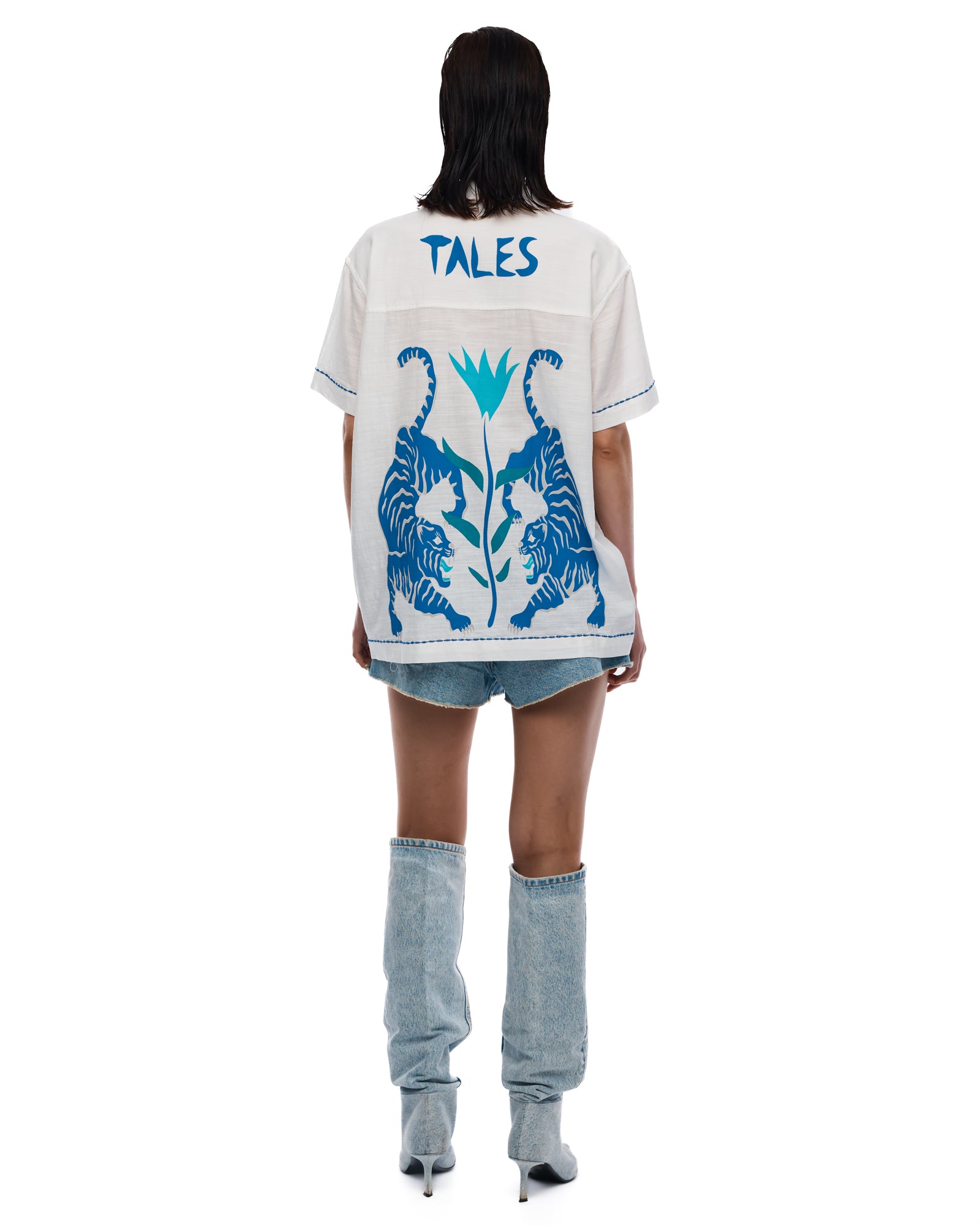 Hockender Tiger Shirt