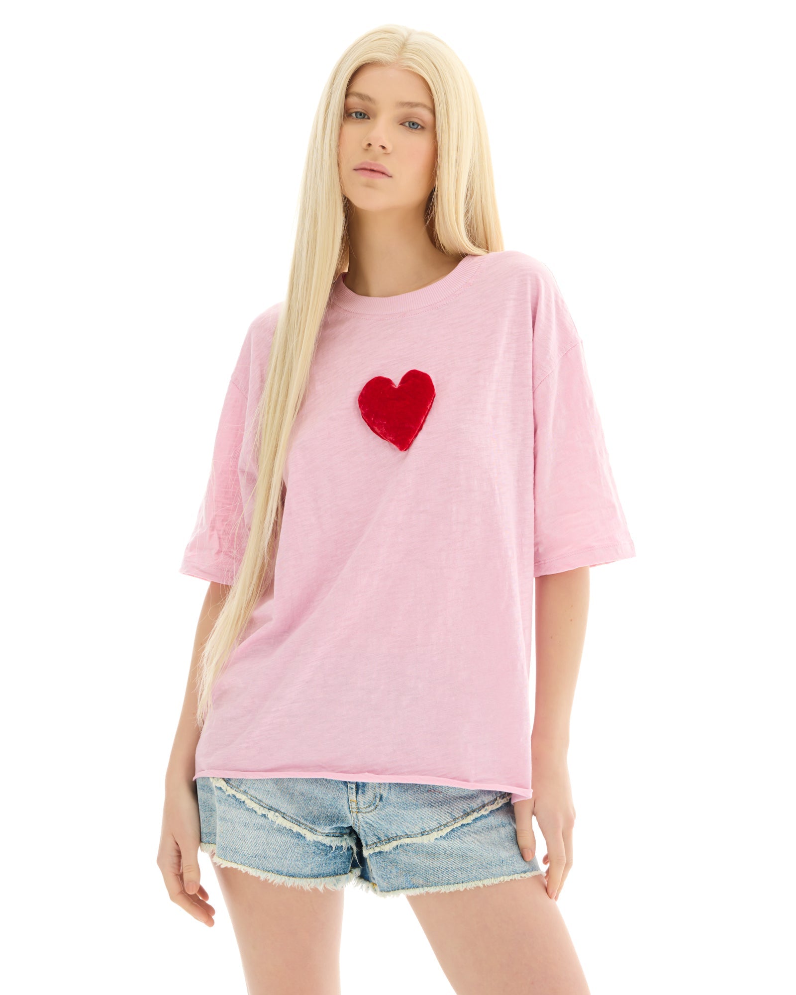 We Love Velvet Heart Street Tee THE TALES