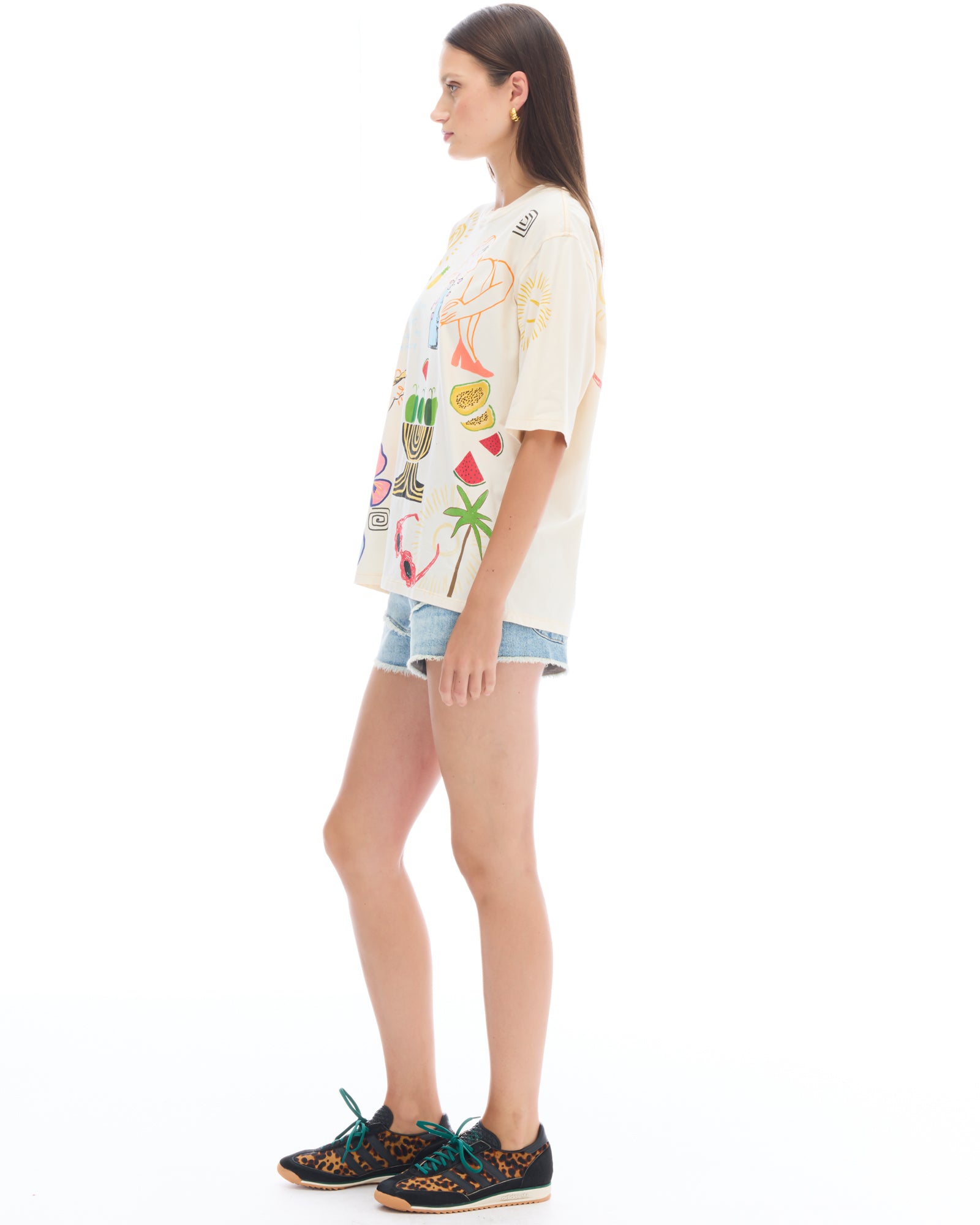 私のイラスト入りミューズTシャツ