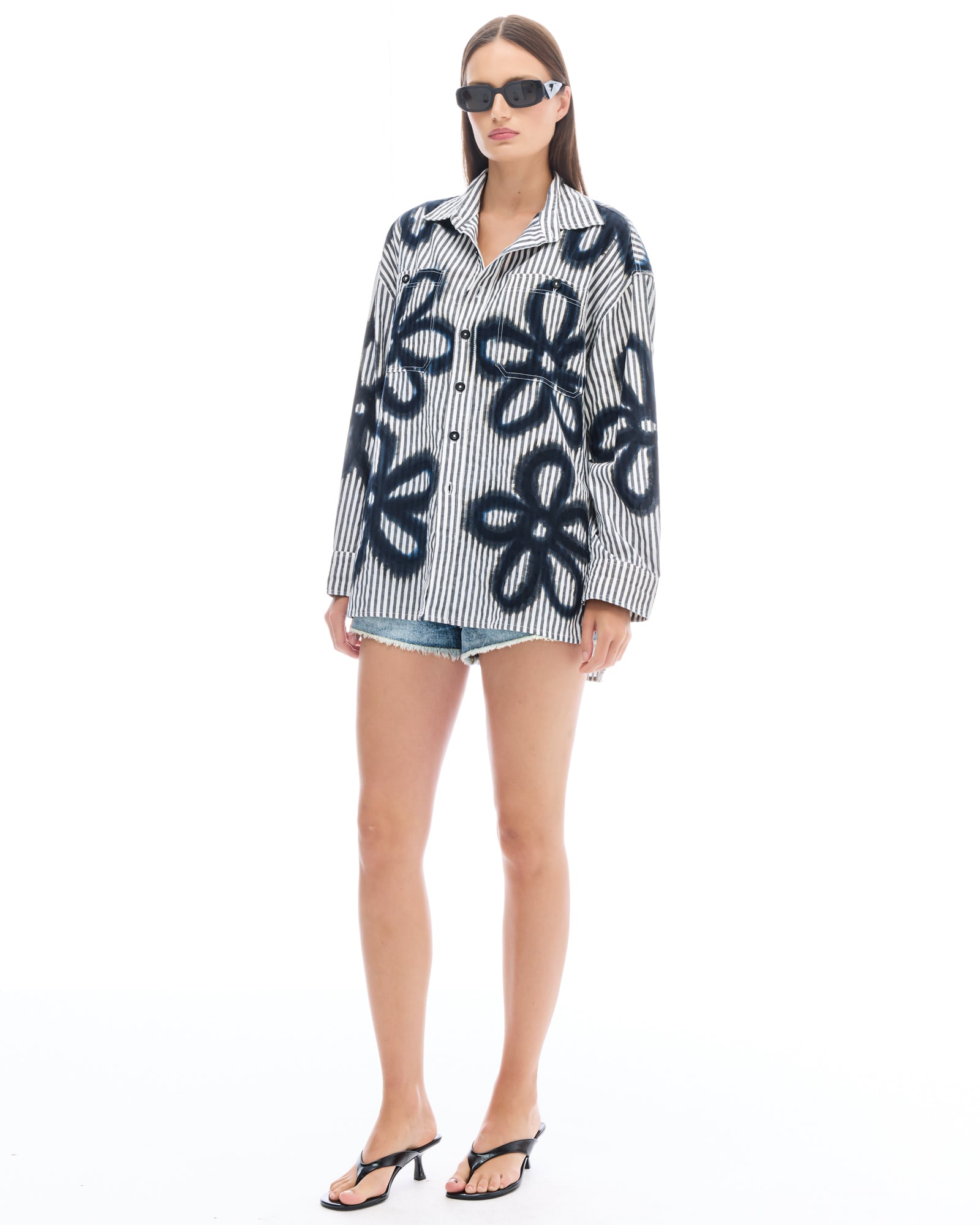 ディキシーサテンとシャンティリーレースのシャツ