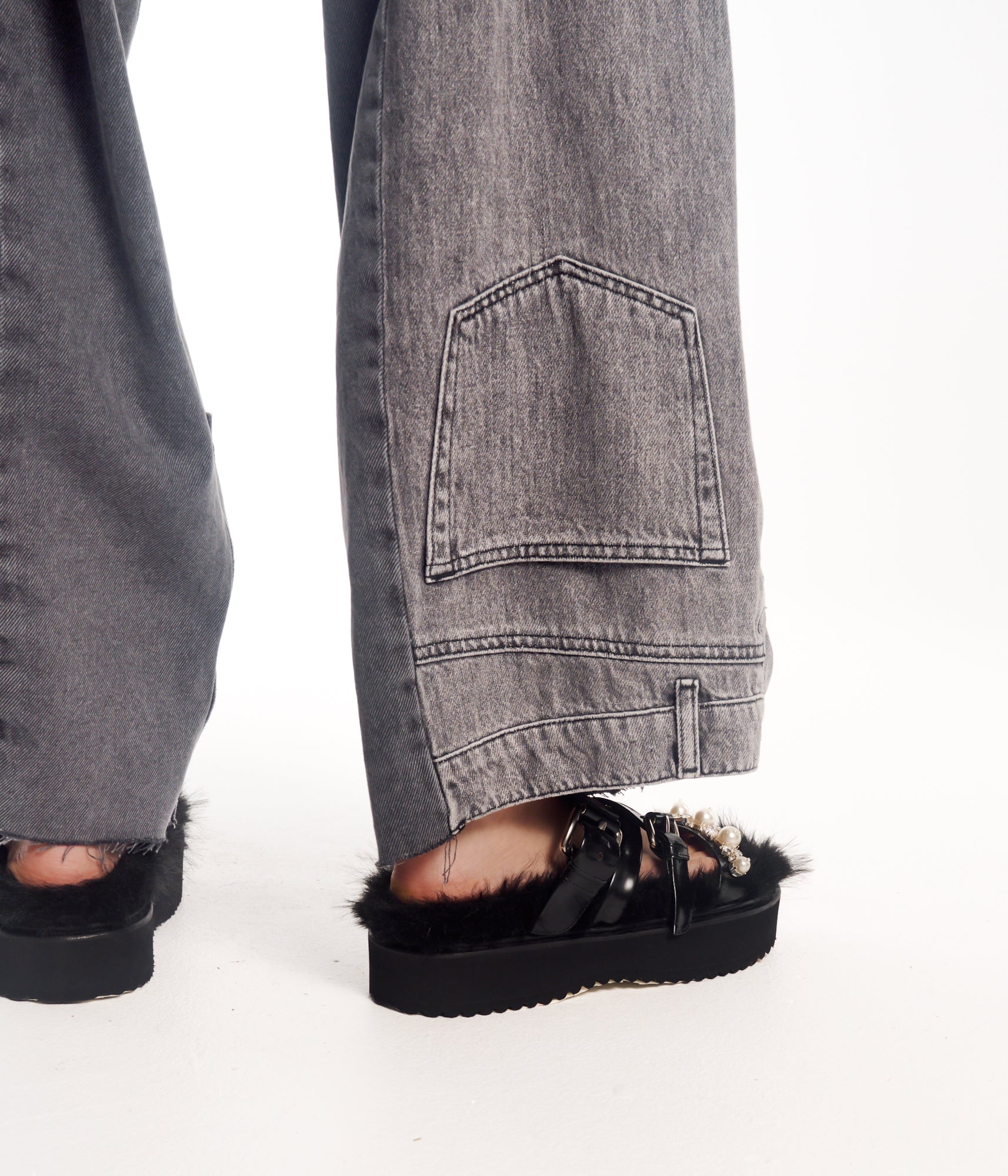 Old Faithful Jeans mit verdrehten Nähten