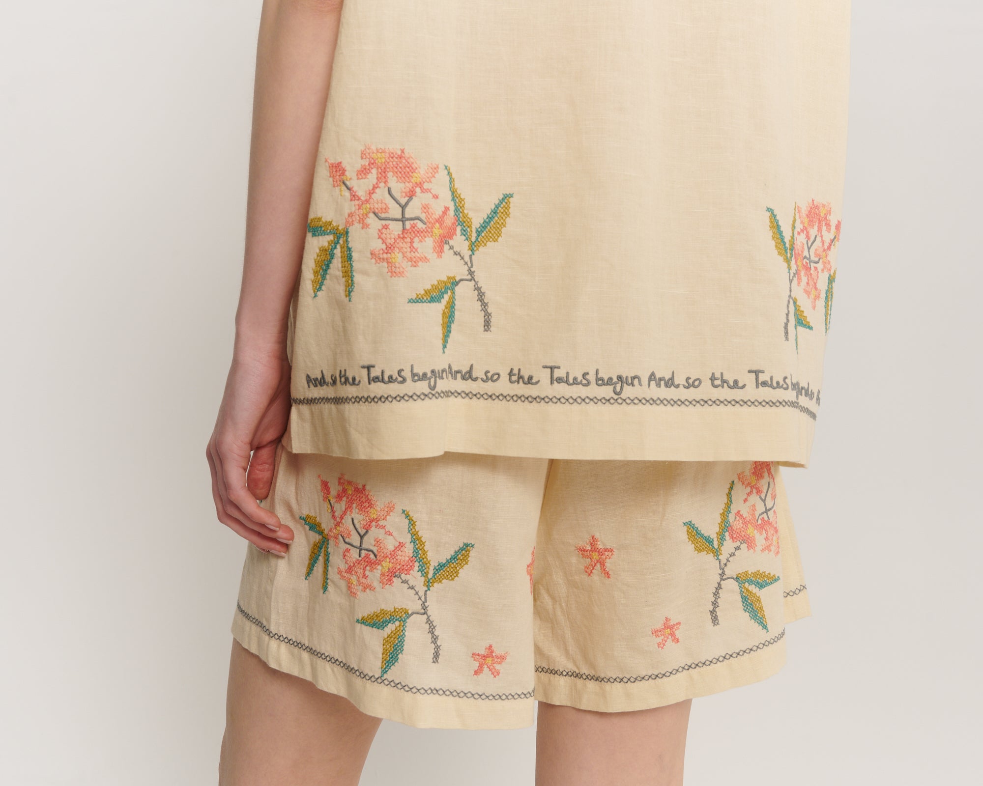 Cream Embroidered Flower Linen Shorts